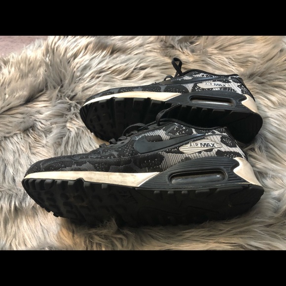 NIKE air shoes. - Picture 3 of 6